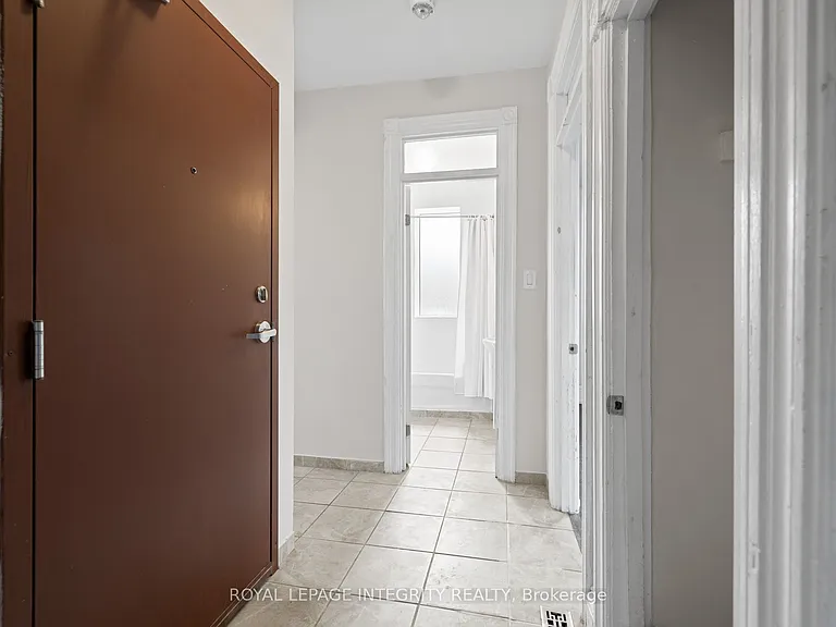 172 Cobourg St #2 — Photo 4