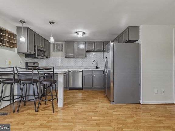 4th image of 22175 Bayside Rd