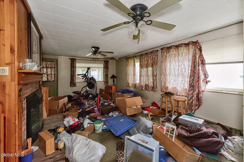 4th image of 1176 Tracy Avenue