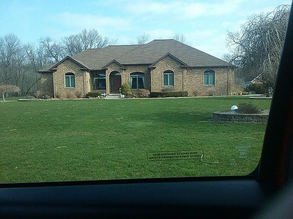 2nd image of 1475 Countryside Dr