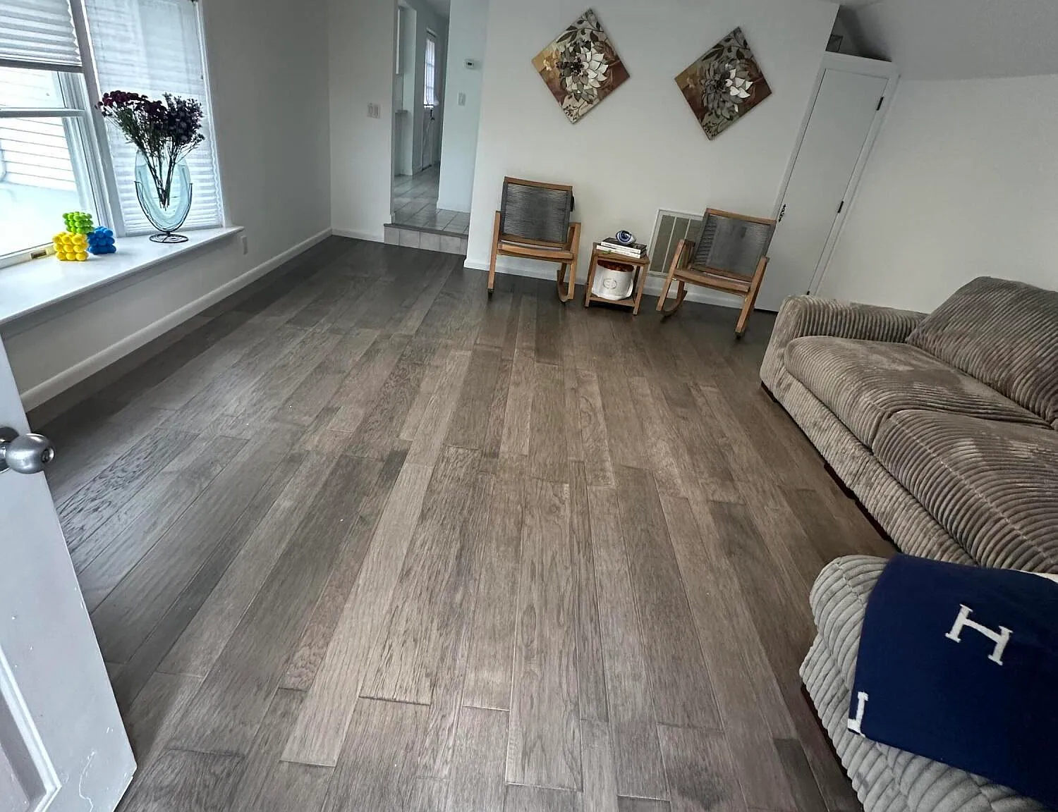 2 bed, 858 sqft, $2,000 — Photo 3