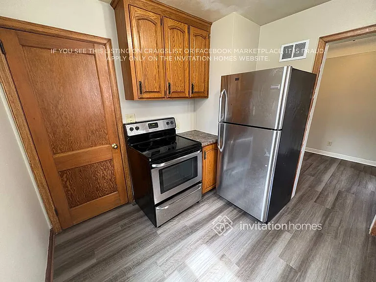 4524 Zenith Ave N — Photo 5