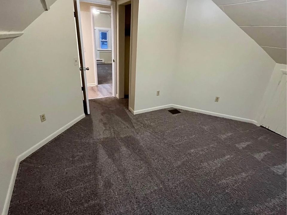 1st image of 128-130 W Main St #3