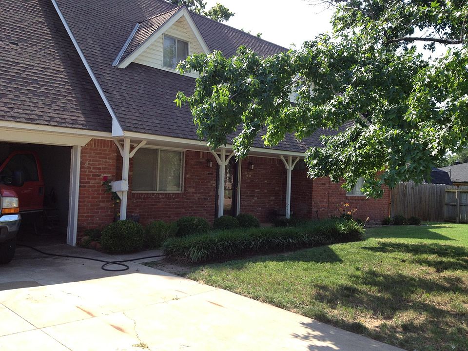 1st image of 3208 N Markwell Ave