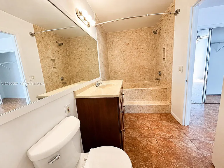 28 Crossings Cir #E — Photo 9