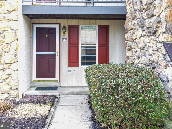 133 Valley Greene Cir, Wyomissing, PA 19610