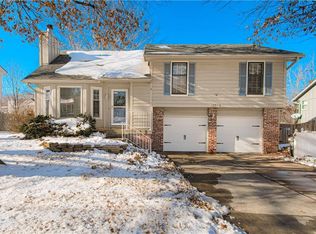 16204 W 124th Cir, Olathe, KS 66062