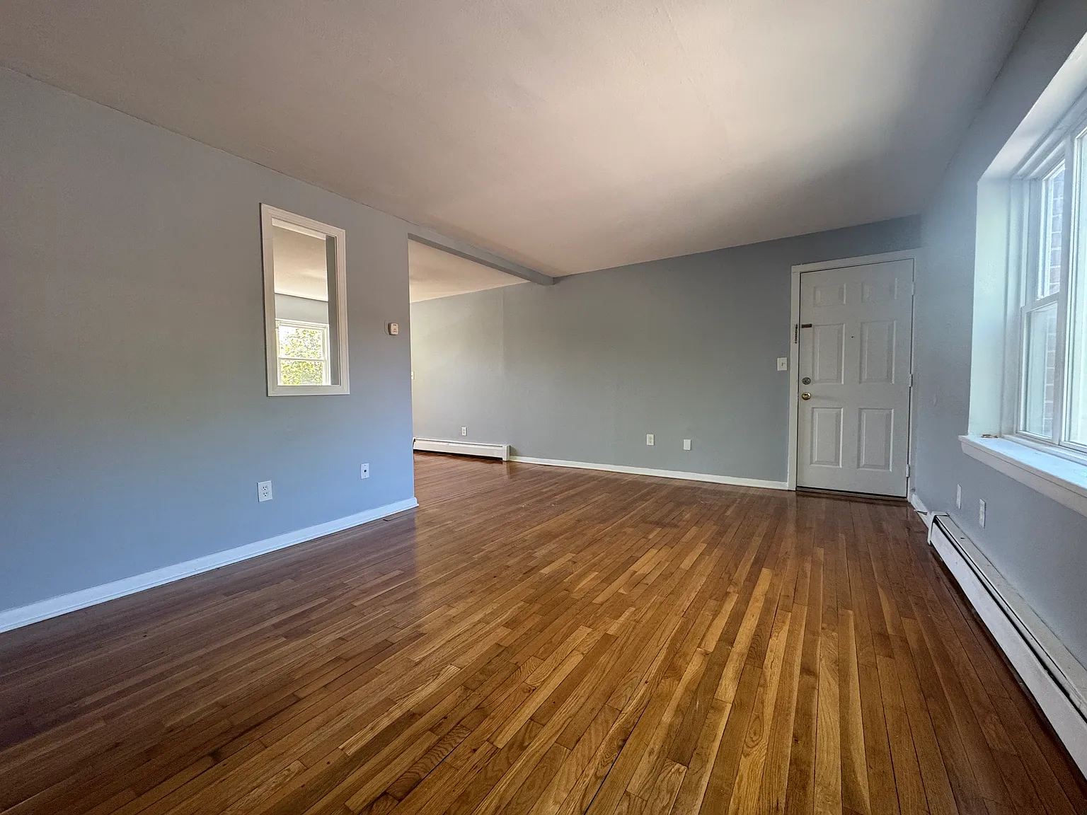 2 bed, 750 sqft, $1,395 — Photo 3