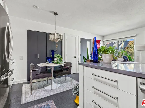 3060 E Sunflower Cir, Palm Springs, CA 92262