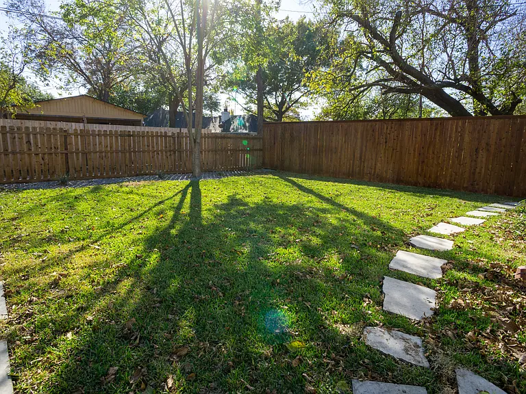 727 Gaylewood Dr — Photo 31