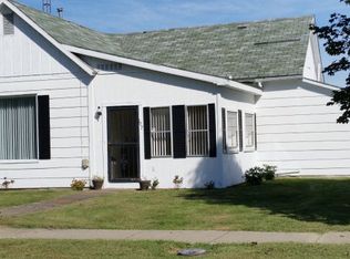 107 E North St, Ridge Farm, IL 61870