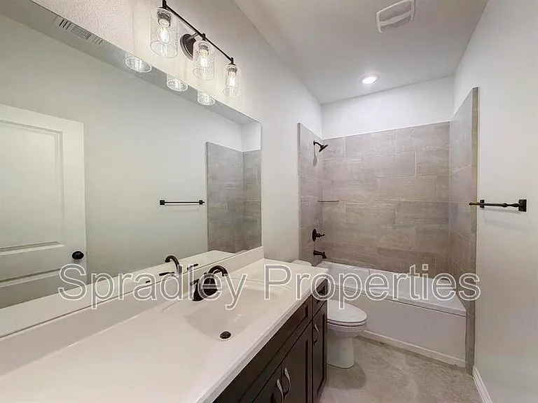 303A Juniper Dr — Photo 5