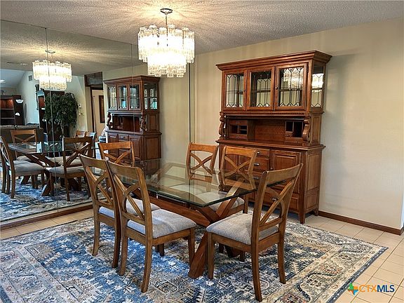 4th image of 1910 Old Mill Rd APT 7