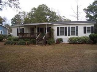 506 Calhoun Dr, Murrells Inlet, SC 29576