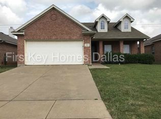 604 Caravan Dr, Fort Worth, TX 76131