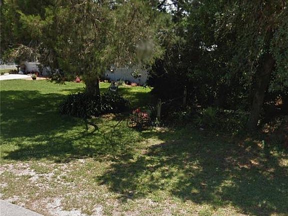 5th image of 4733 Queen Palm Dr