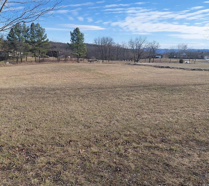 1st image of 72 Beagle Boot Ln