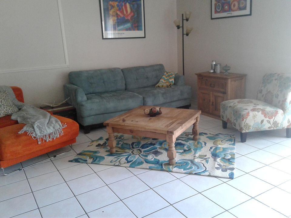 1st image of 806 Continental Dr APT 2
