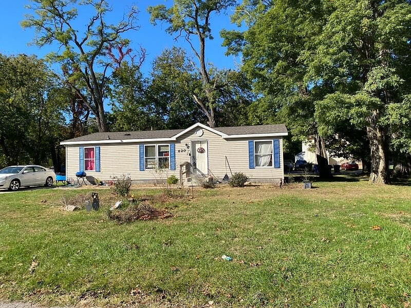 2nd image of 620 Ridgeland Ave