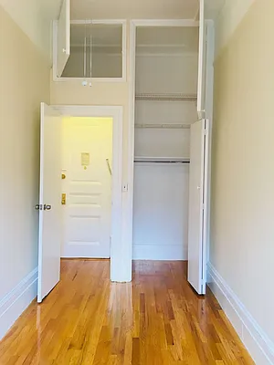 Rented by Apartments by Us | media 39