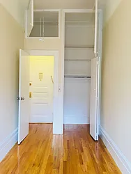 Rented by Apartments by Us