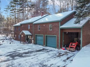 29 N Hill Rd, Buckfield, ME 04220