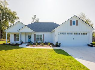 1910 Pebblewood E, Adel, GA 31620