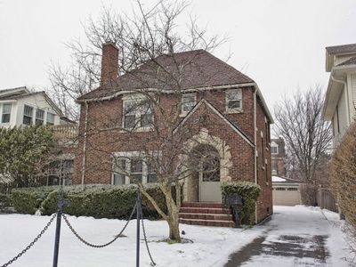 150 Atteridge Rd, Lake Forest, IL, 60045