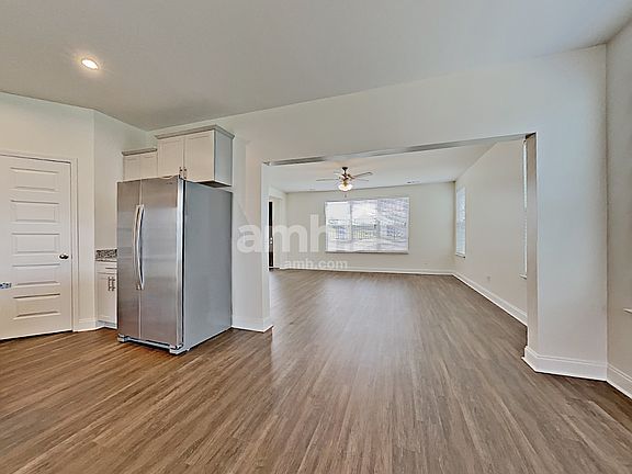 5th image of 5510 Central Grove Sq