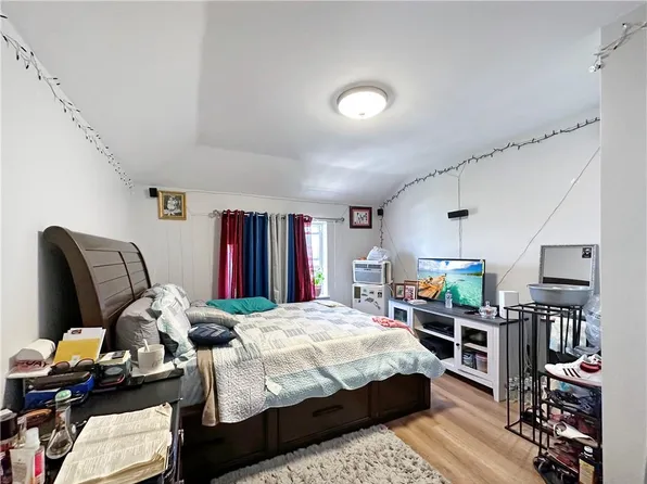 463 Beach 68th Street image 21 of 29