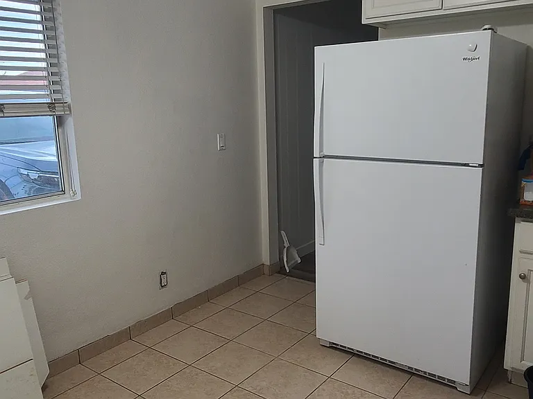 509 E Huntington Dr #2 — Photo 9
