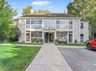 305 Westbrook Ct, Marshall, MI 49068