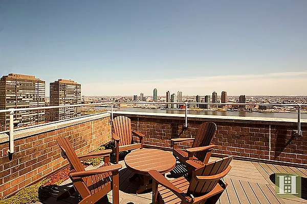 Sold by Halstead Real Estate | media 6