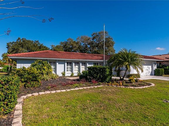 4th image of 2807 Coventry Dr