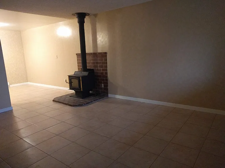 867 Sage St — Photo 5