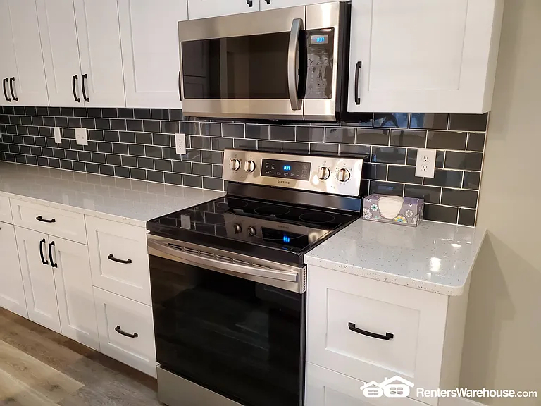 5531 Pompano Dr — Photo 22