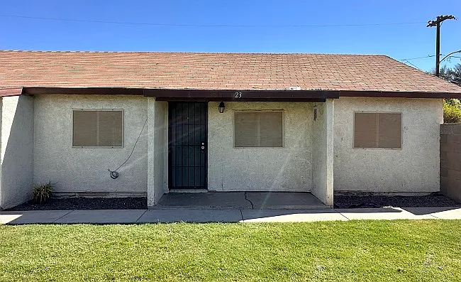 3 bed, 750 sqft, $775 — Photo 2