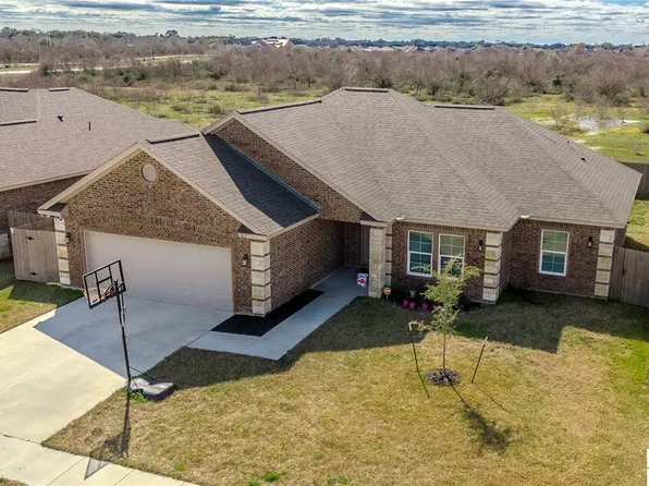 207 Andrea Ct, Victoria, TX 77904