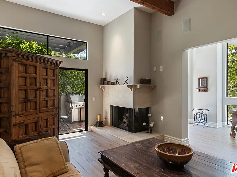 1541 Palisades Dr — Photo 8