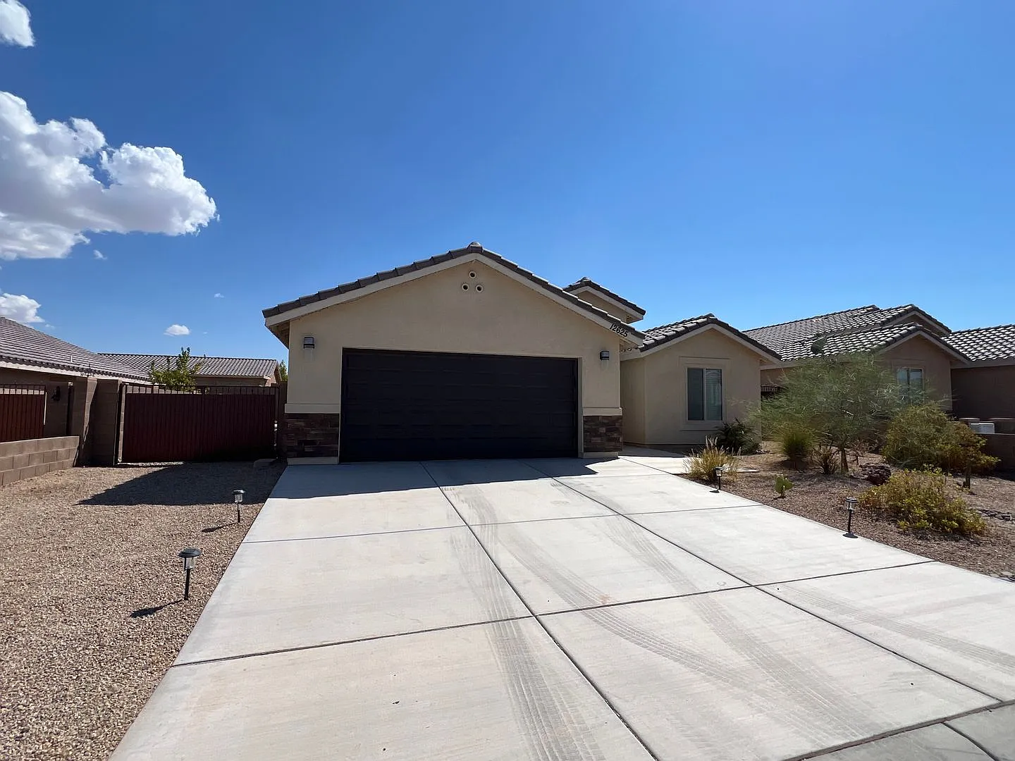 Pool & Spa Home In The Foothills! — Photo 2