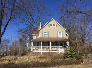 46 Harrington St, Hillsdale, NJ 07642