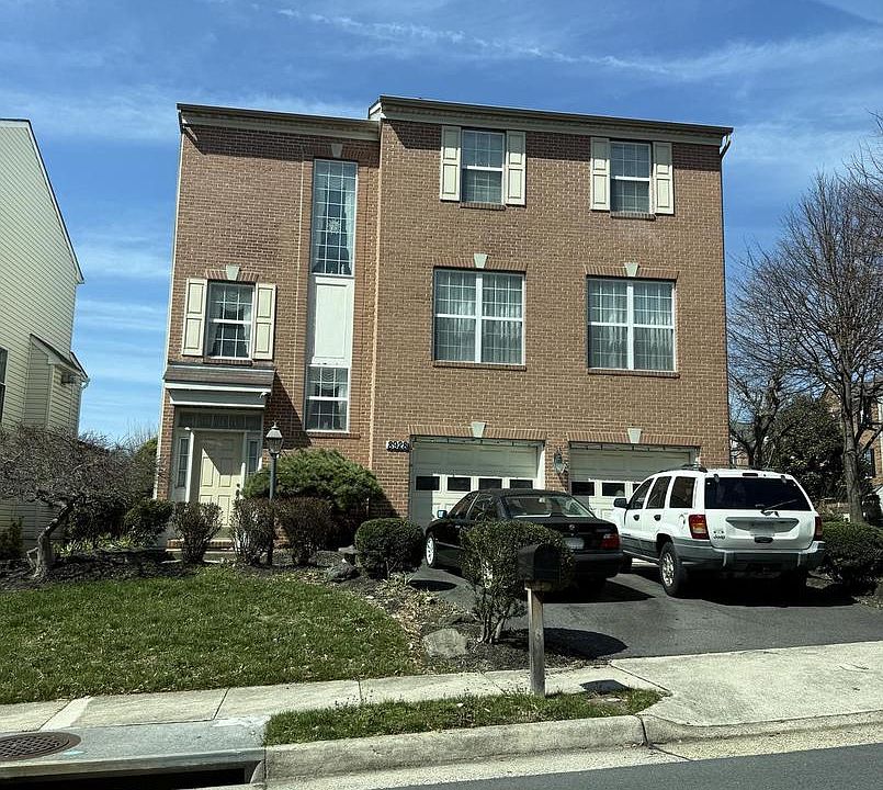 1st image of 8928 Garden Gate Dr