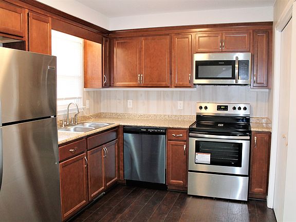 2nd image of 517 Mallory Dr