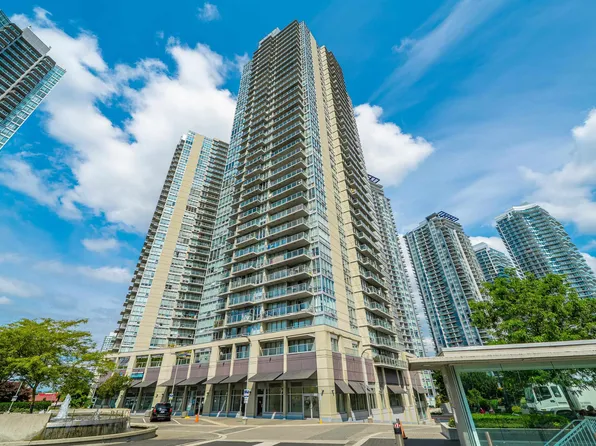 9981 Whalley Blvd #3607, Surrey, BC V3T 0G6