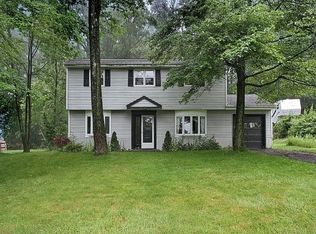 25 McNab Ave, Cedar Knolls, NJ 07927