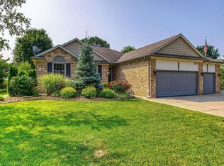 35416 Harrison St, New Baltimore, MI 48047