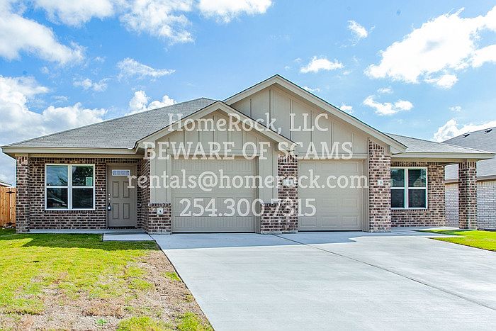 1st image of 3111 Stonewall Dr Unit A