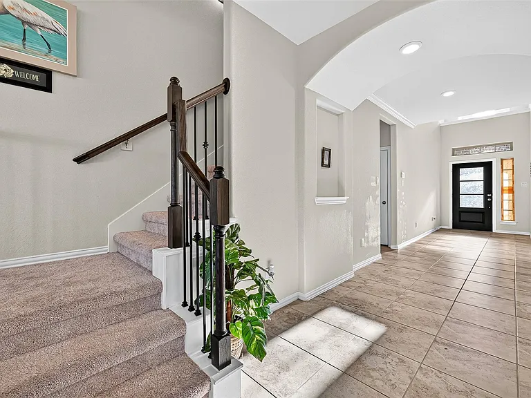 10519 Forfar Ln — Photo 10