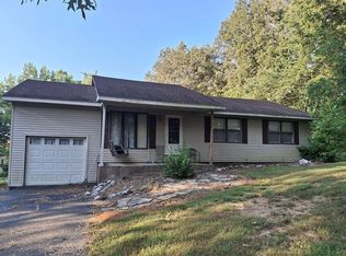 2140 Krebs Station Rd, Paducah, KY 42003