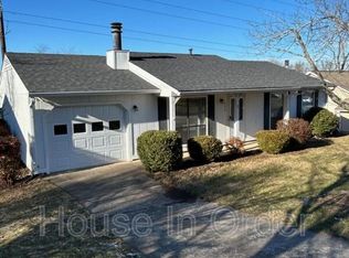 208 Scottlynn Dr, Asheville, NC 28806